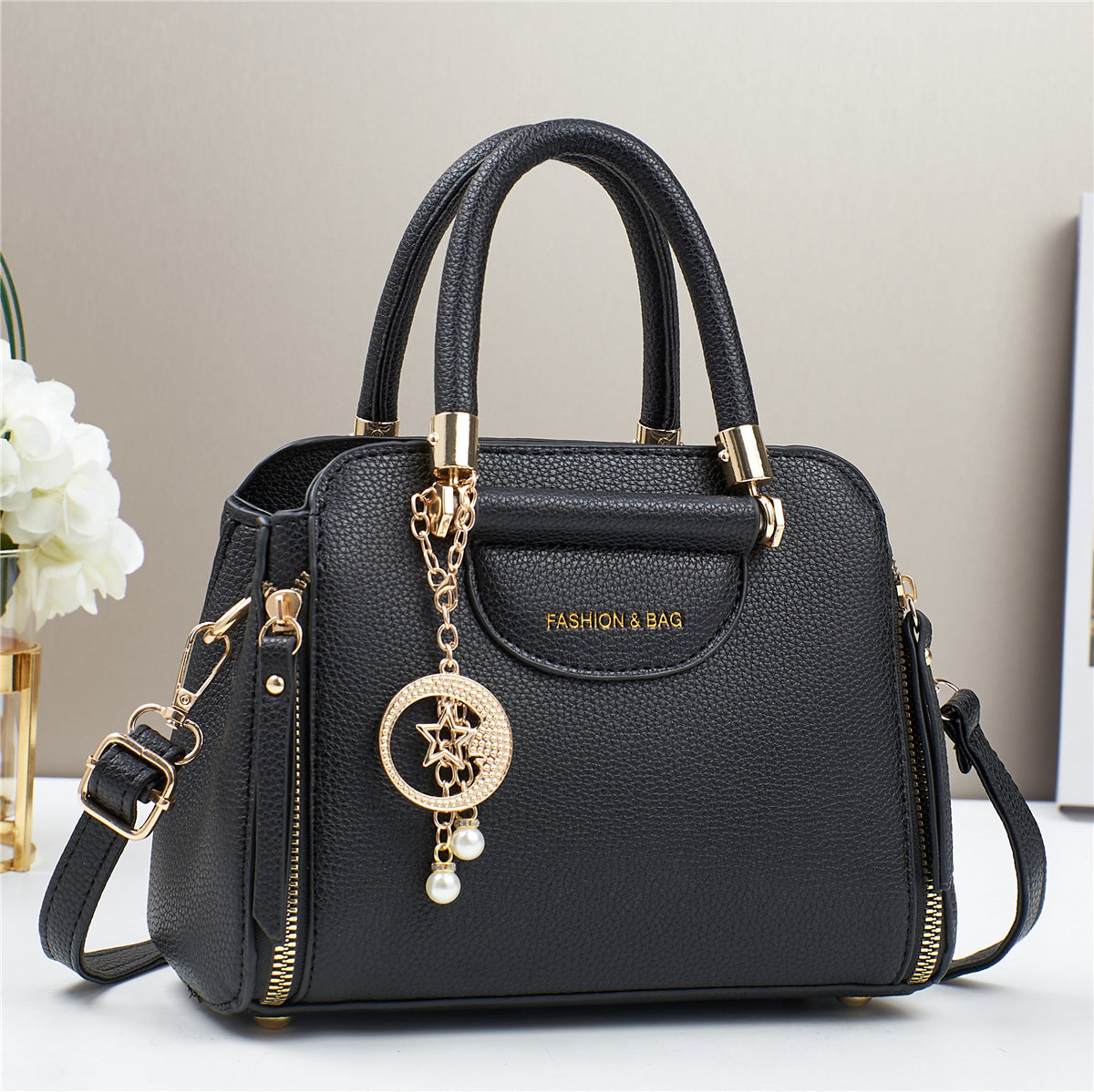 حقيبة فاخرة كبيرة عصرية كاجوال متعددة الاستخدام | Fashionable Versatile Casual Western-style Minimalist Light-luxury Large-capacity Bag