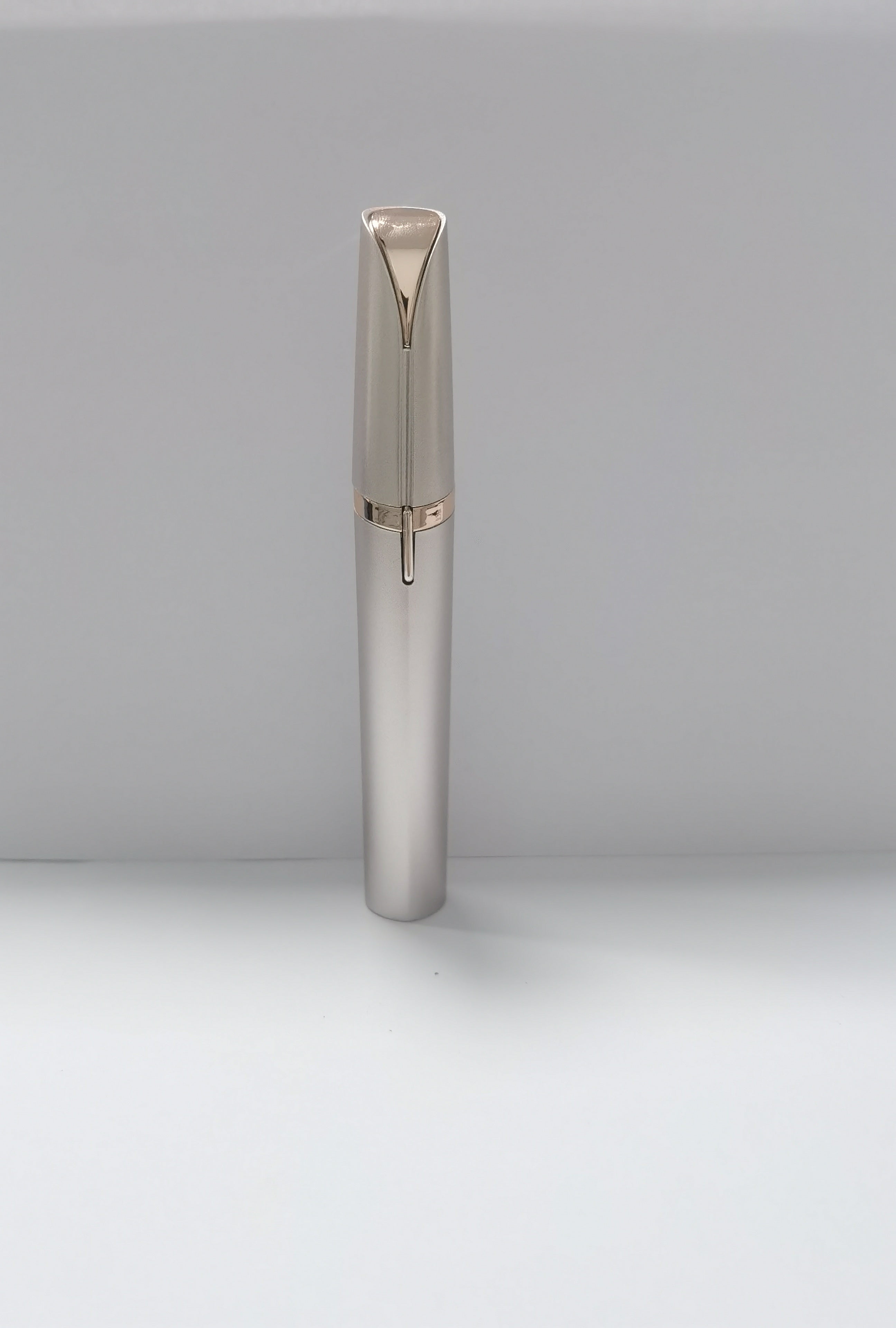 قلم تشكيل الحواجب الكهربائي الصغير | Mini Electric Eyebrow Trimmer Lipstick Brows Pen