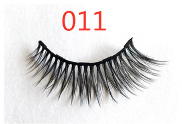 زوج رموش مغناطيسية عصرية بدون غراء | A Pair Of False Eyelashes With Magnets In Fashion