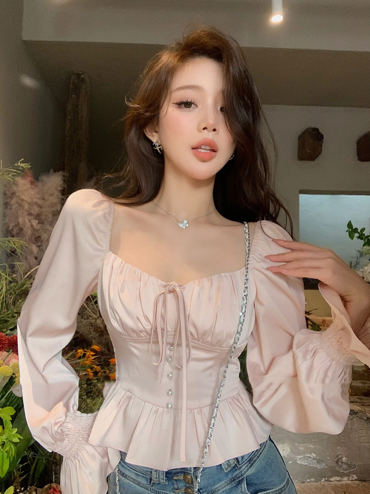 قميص نسائي فرنسي أنيق بياقة مربعة | French Beautiful Small Shirt With Square Collar And Waist Up Top
