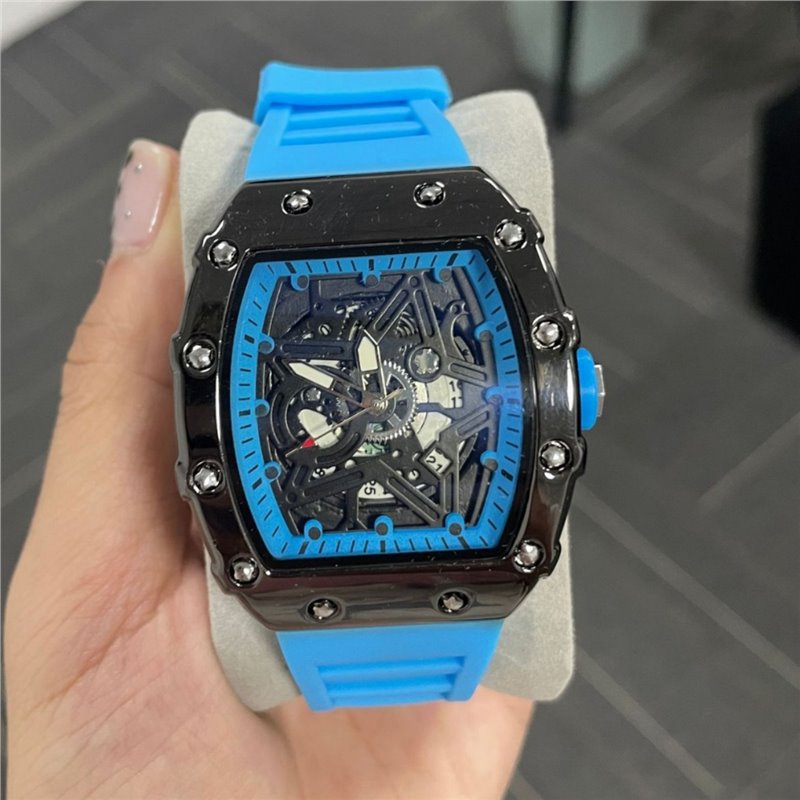 ساعة رجالية أسطوانية مضيئة | Cylindrical Mens Watch Luminous Quartz Movement