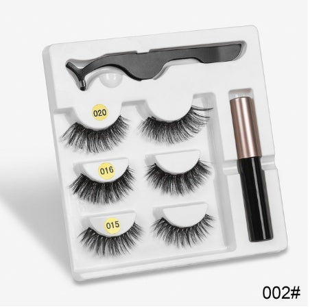 زوج رموش مغناطيسية عصرية بدون غراء | A Pair Of False Eyelashes With Magnets In Fashion
