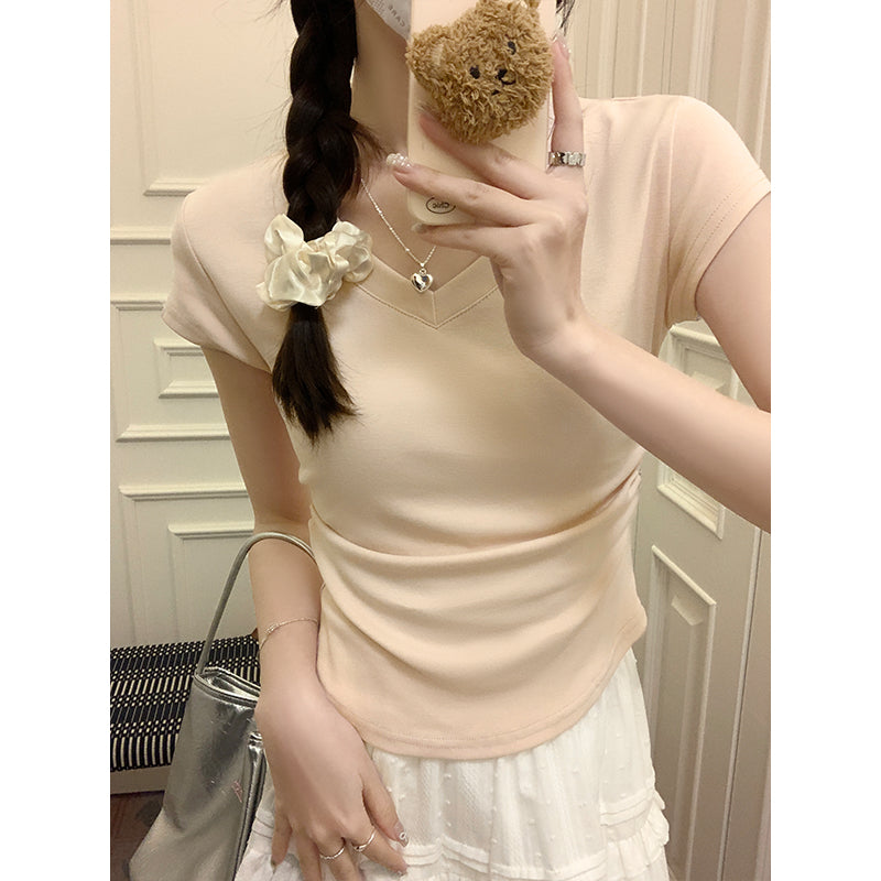 تيشيرت نسائي بياقة V وأكمام قصيرة | V-neck Short-sleeved Shoulder T-shirt Design Tight Waist Bottoming Shirt