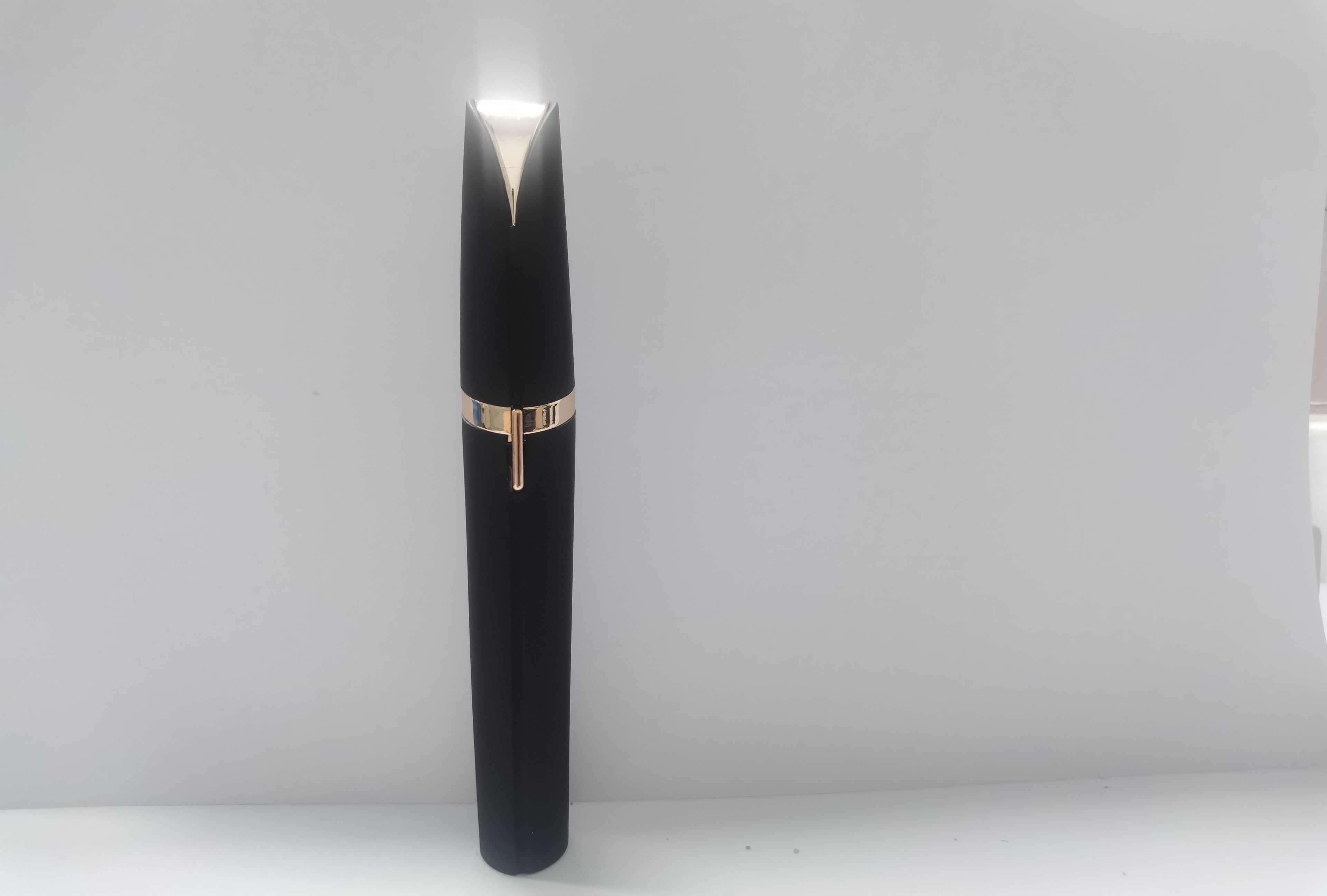 قلم تشكيل الحواجب الكهربائي الصغير | Mini Electric Eyebrow Trimmer Lipstick Brows Pen