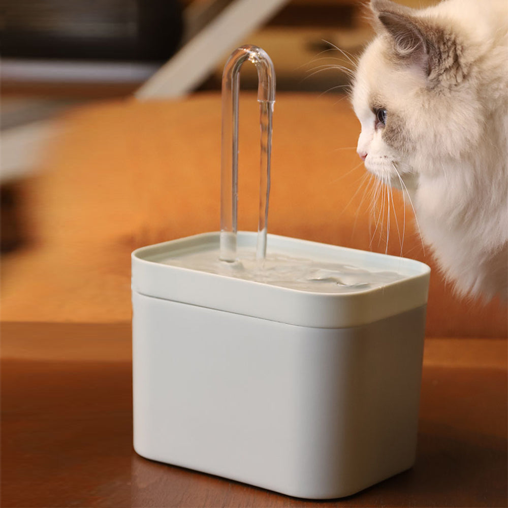 Automatic Cat Water Fountain 1.5L USB Electric Pet Water Dispenser | نافورة مياه أوتوماتيكية للقطط 1.5 لتر موزع مياه كهربائي للحيوانات الأليفة