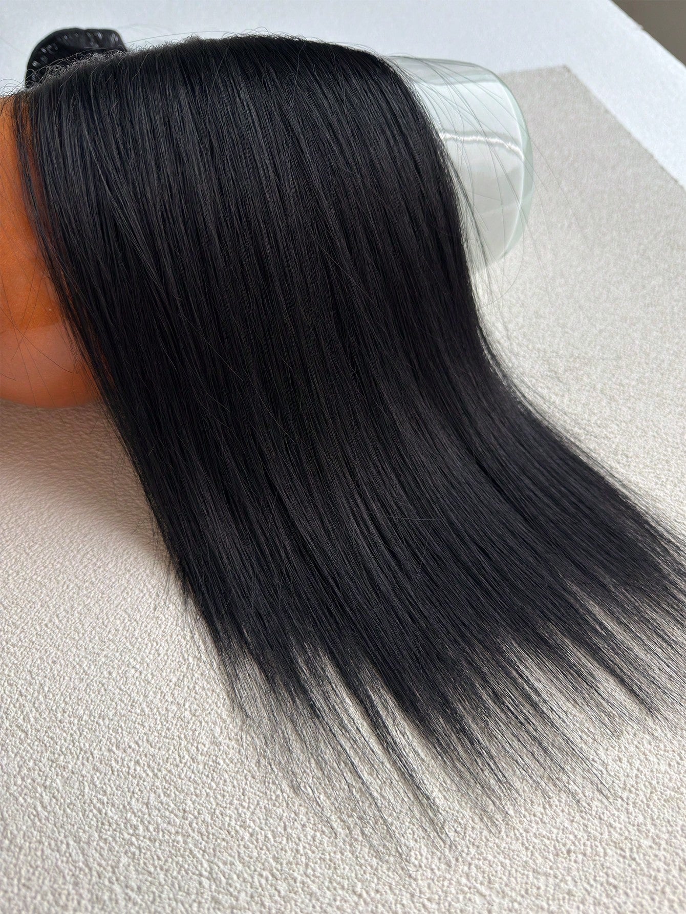 ZURO 16 Clips 22 Inch 7Pcs Black Straight Synthetic Hair Extensions for Women ZURO 16 مشبك – 22 إنش – 7 قطع – وصلات شعر صناعية مستقيمة سوداء للنساء