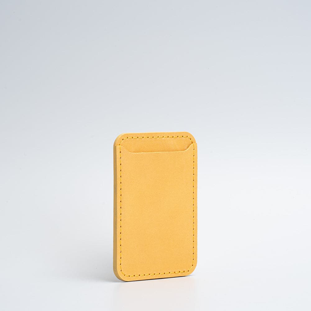 محفظة جلد طبيعي متوافقة مع MagSafe صناعة يدوية أوروبية | Full-Grain Leather Wallet Compatible with MagSafe Classic